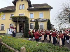 8329413c b064 45d7 9b53 9cfc439670f1