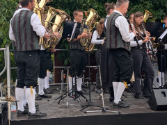 4def928c 7b93 469b 8ff2 fc0bd890d59c