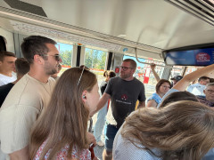 6d1a77ee e0c9 40b1 a940 b9e1cda28a81