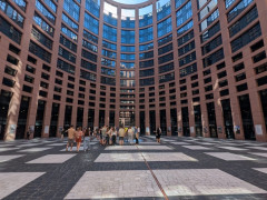 f900587e 325d 404c a9ab 740fab45c104