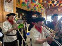 b5cfb2a1 bb64 4687 a3d4 226c729b4743